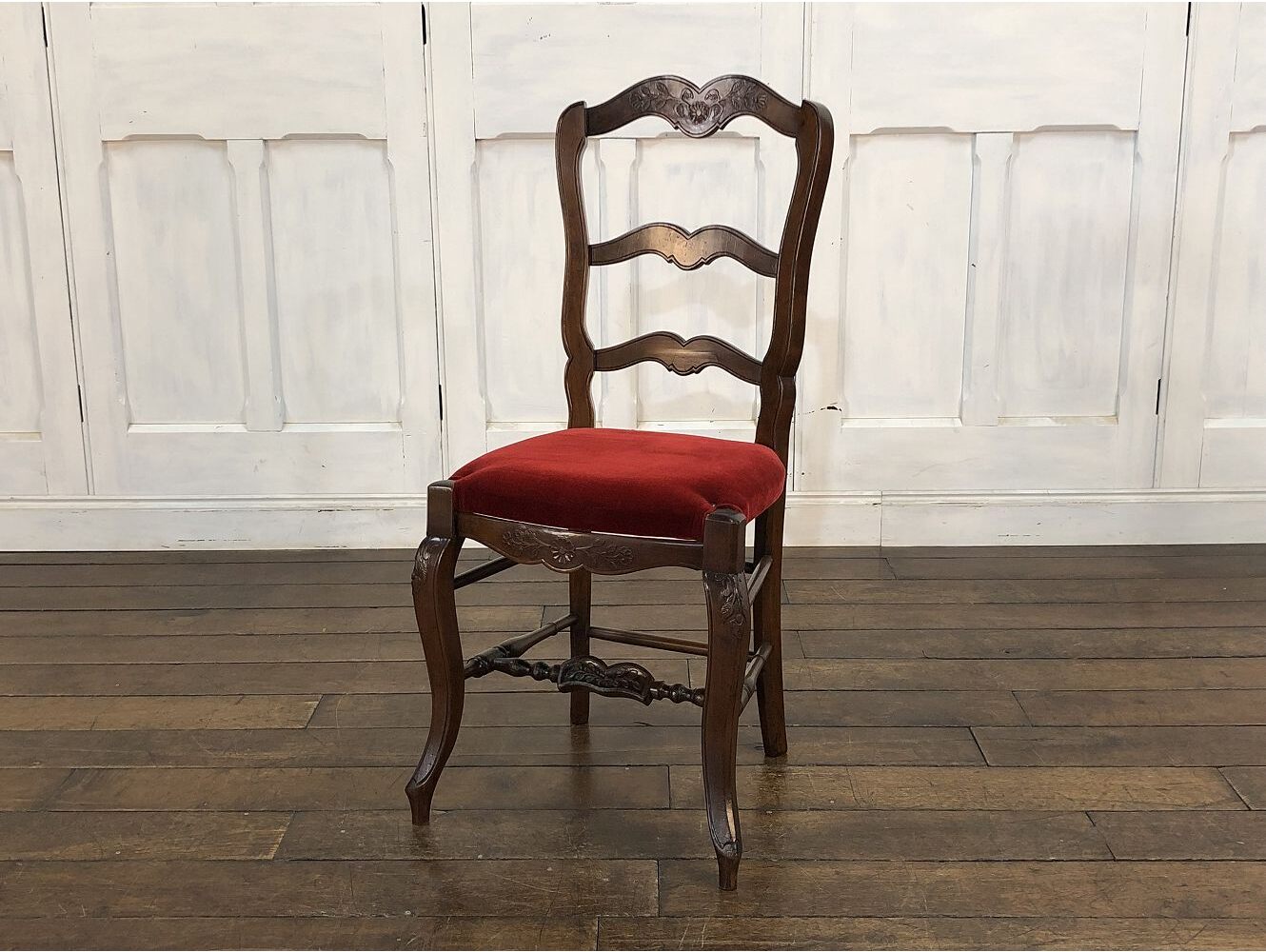 フレンチチェア