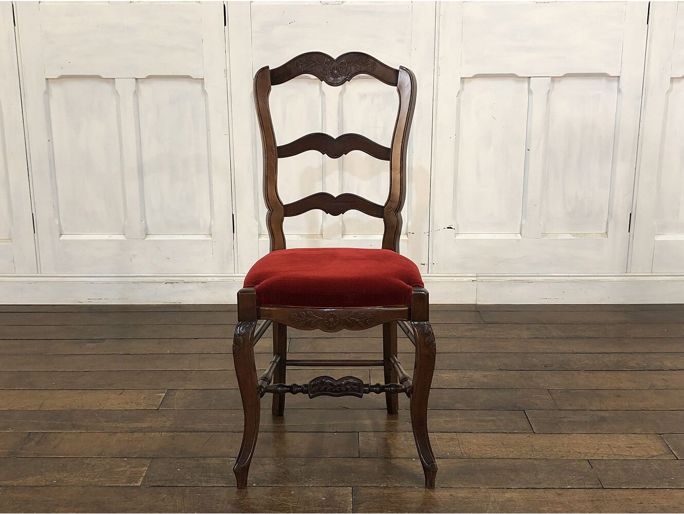 フレンチチェア