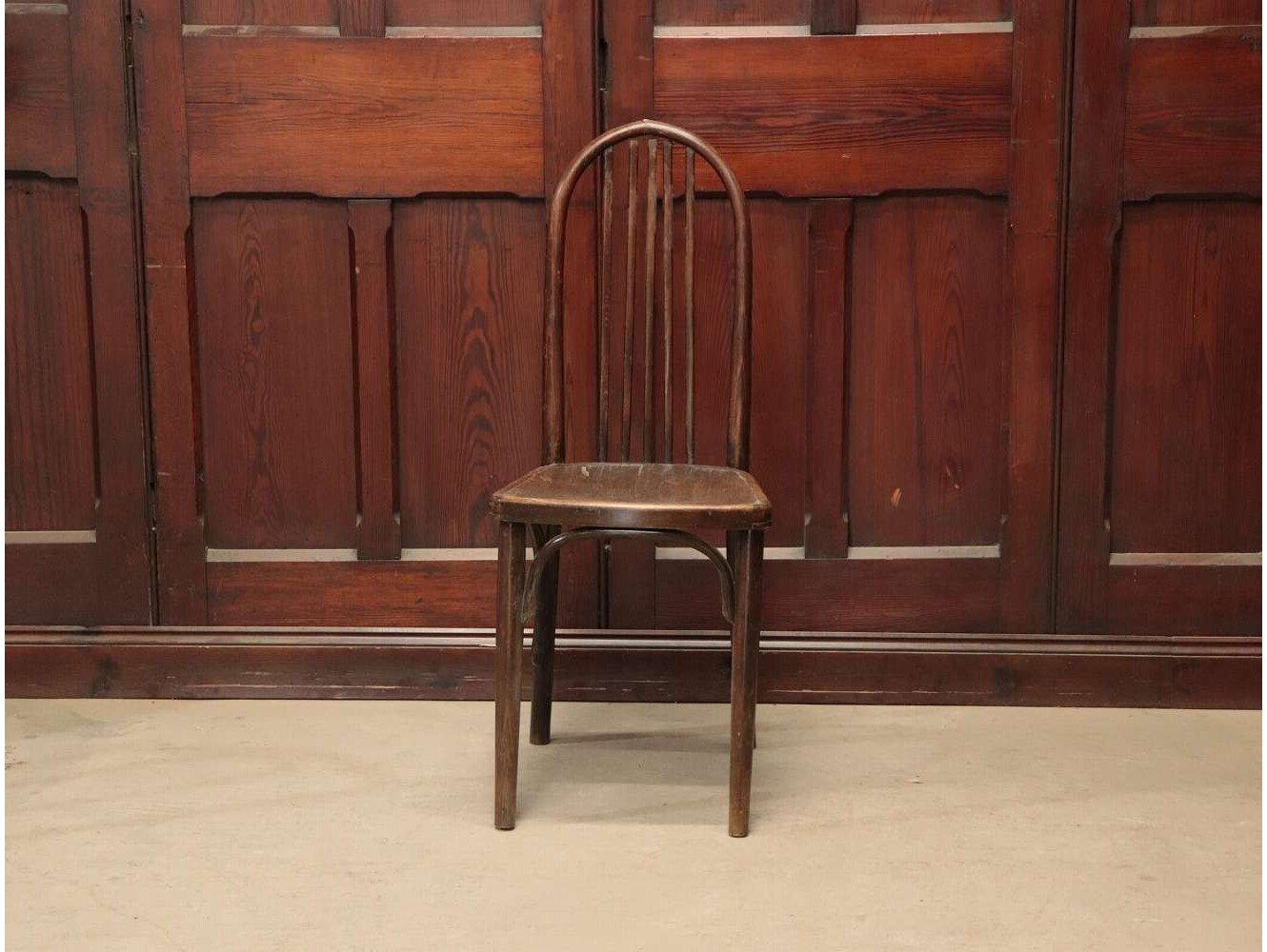 ベントウッドチェア THONET