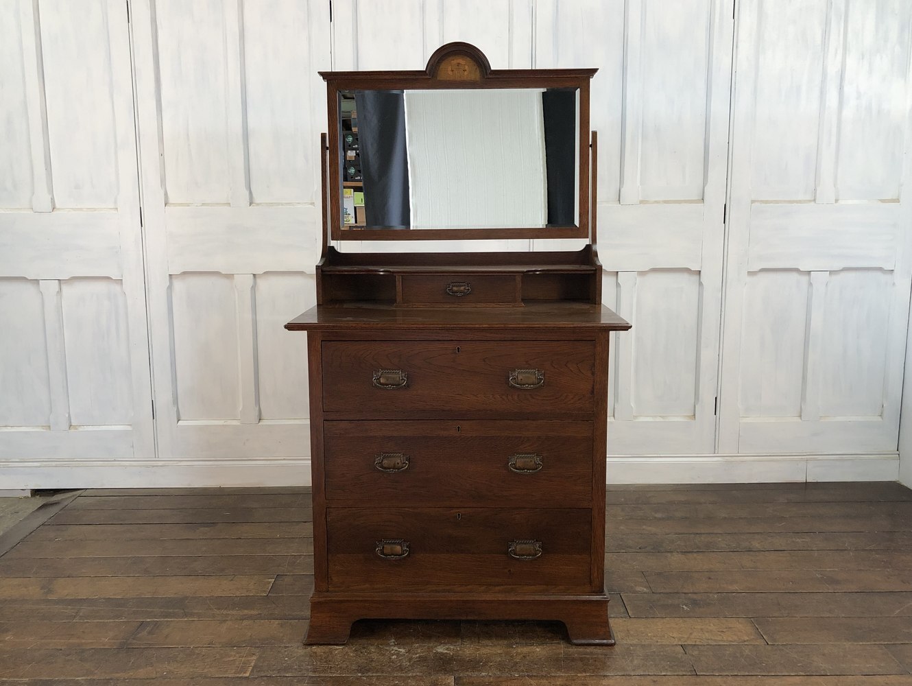 ドレッシングチェスト