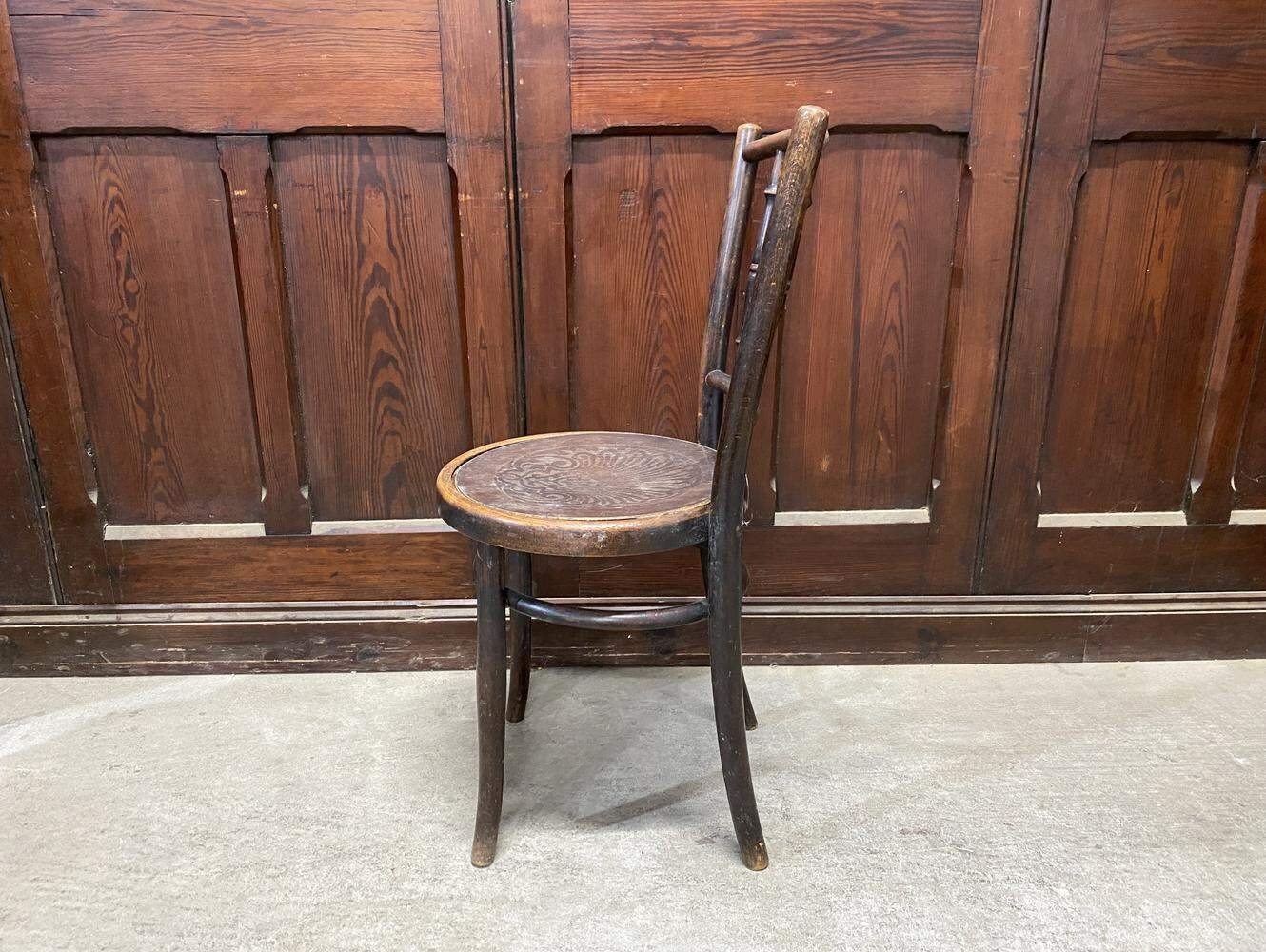 ベントウッドチェア