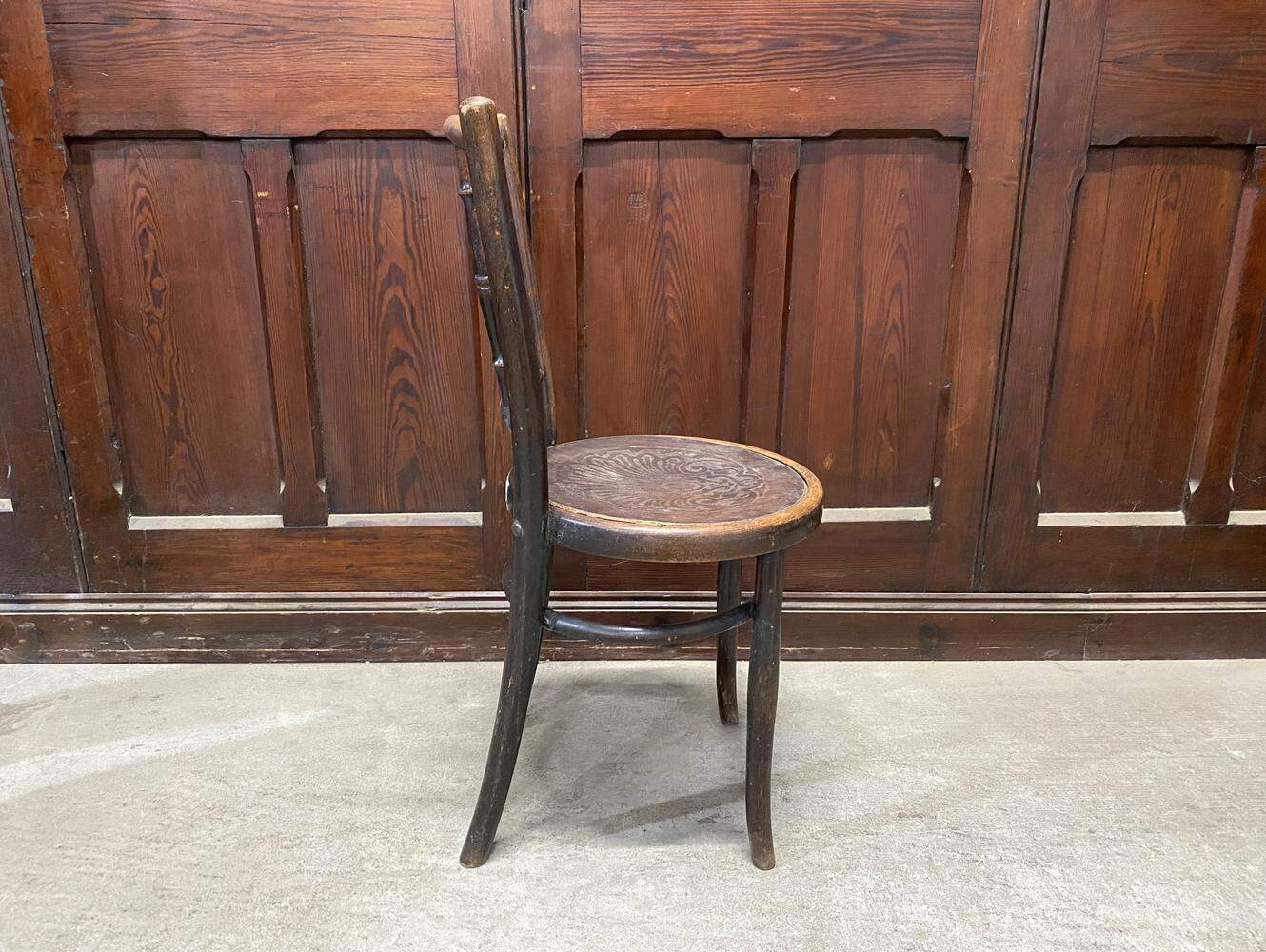 ベントウッドチェア