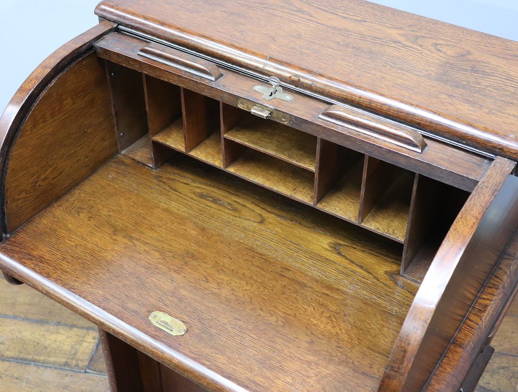 ロールトップデスク