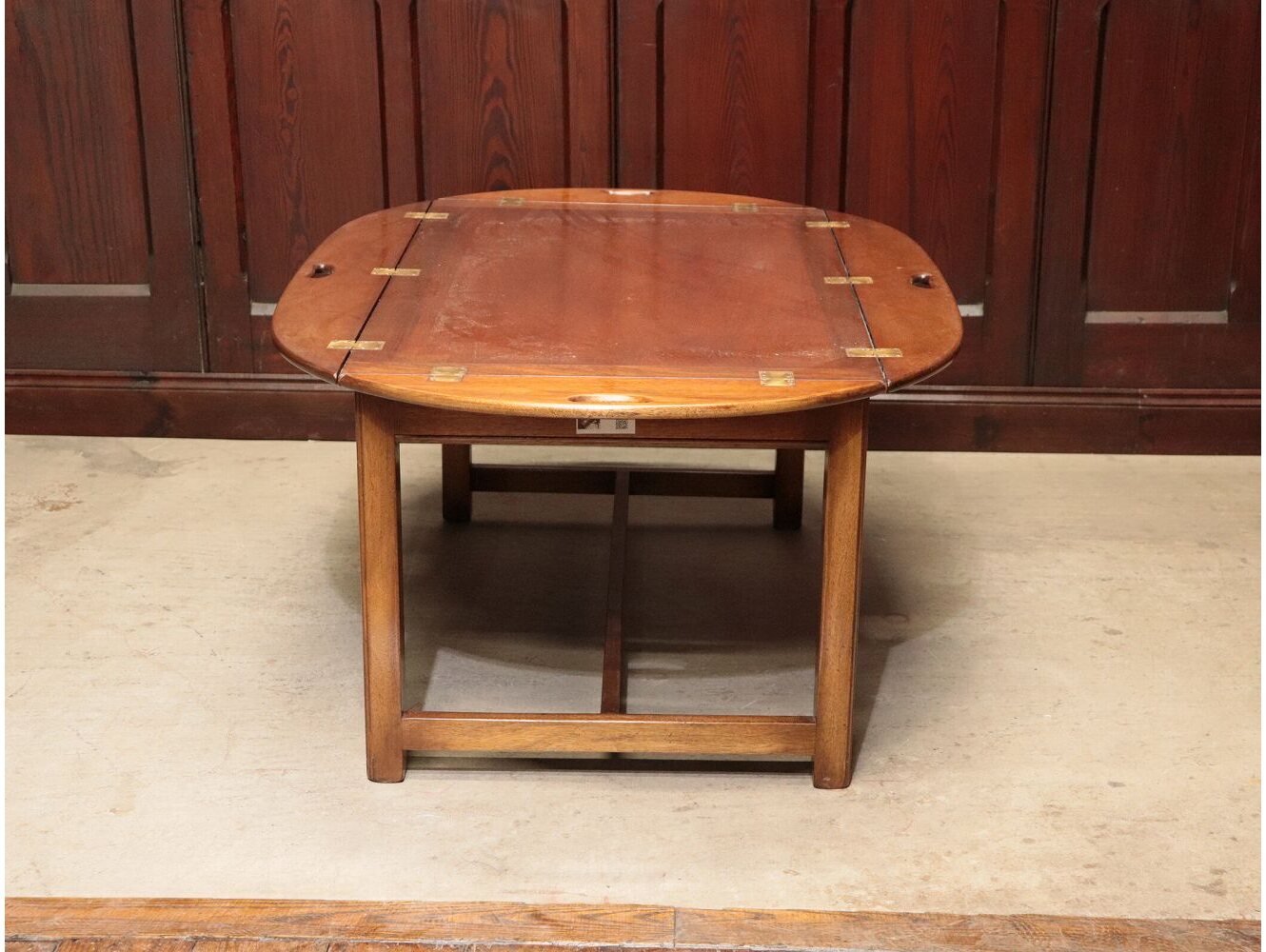 センターテーブル