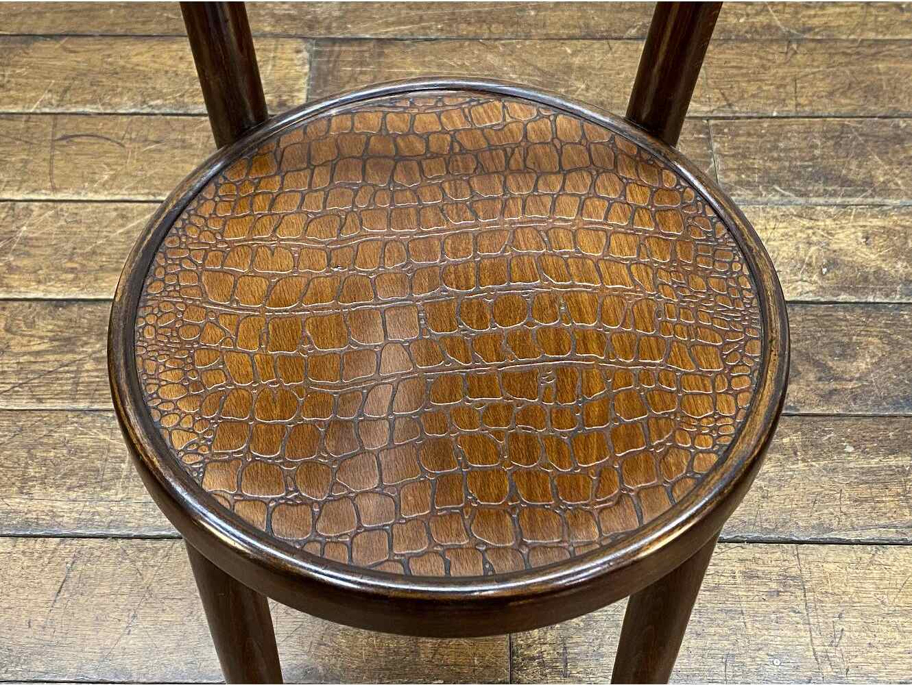 ベントウッドチェア THONET