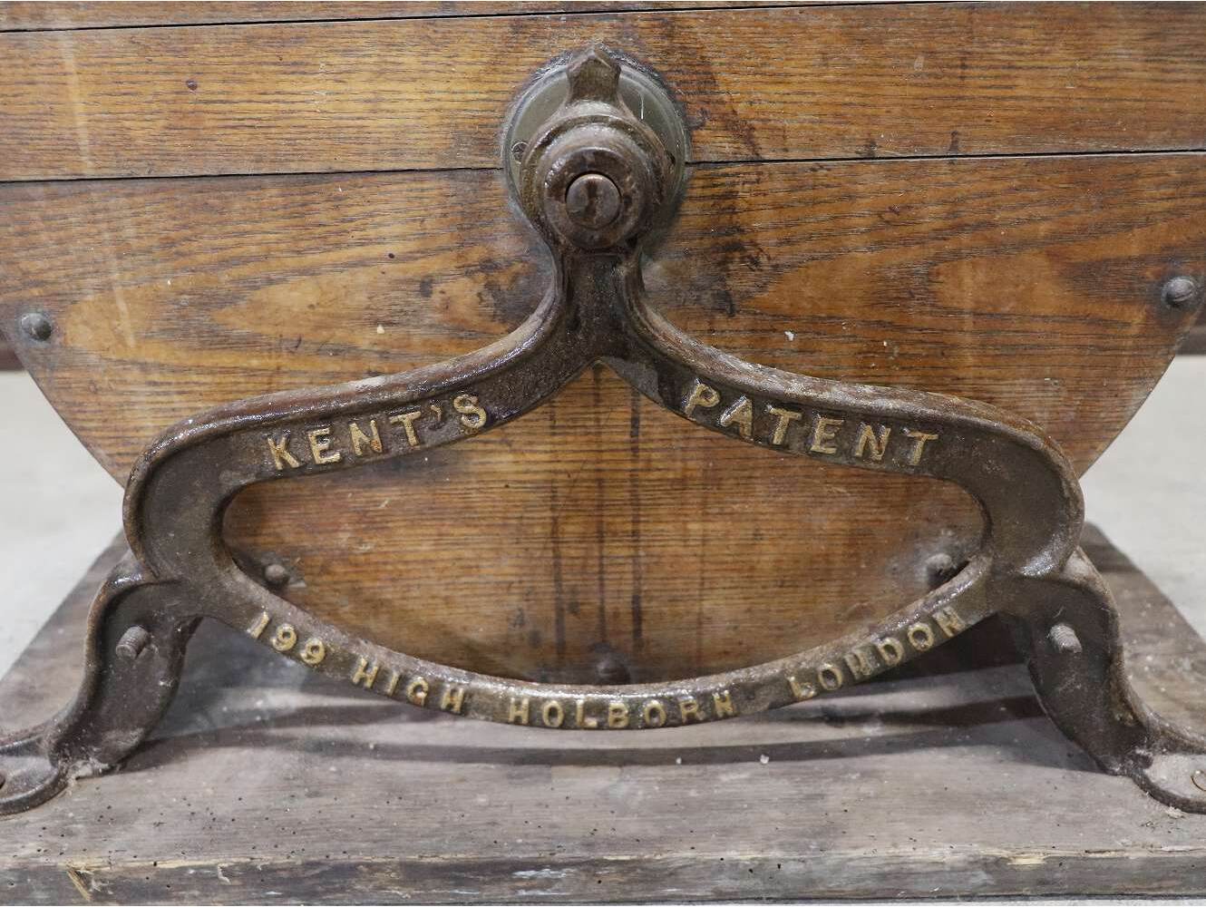 ナイフクリーナー