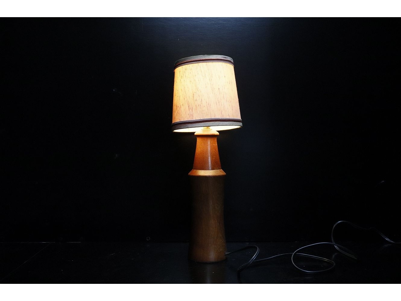 テーブルランプ