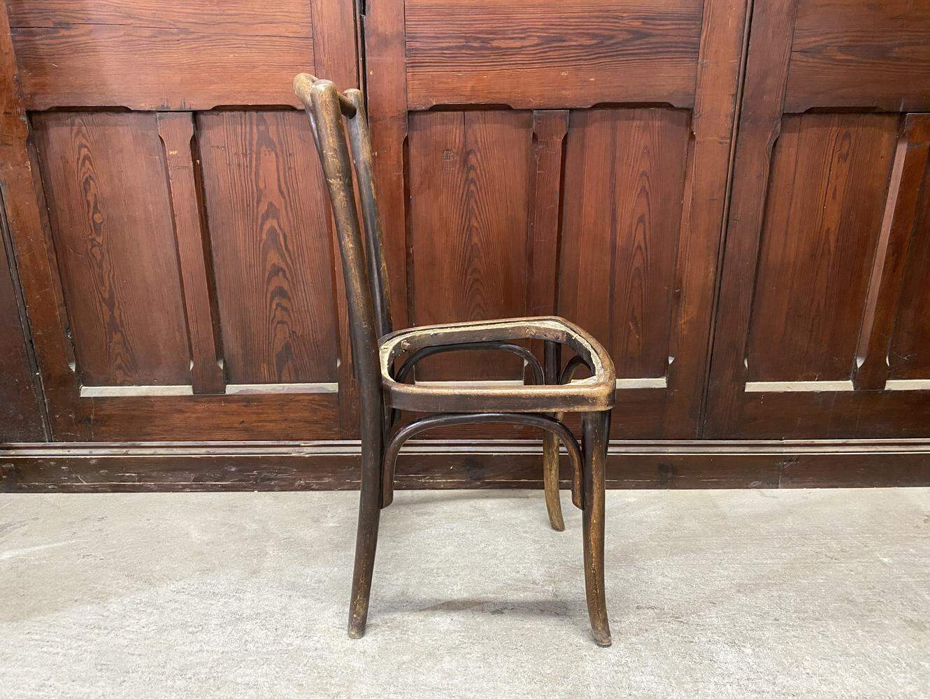 ベントウッドチェア