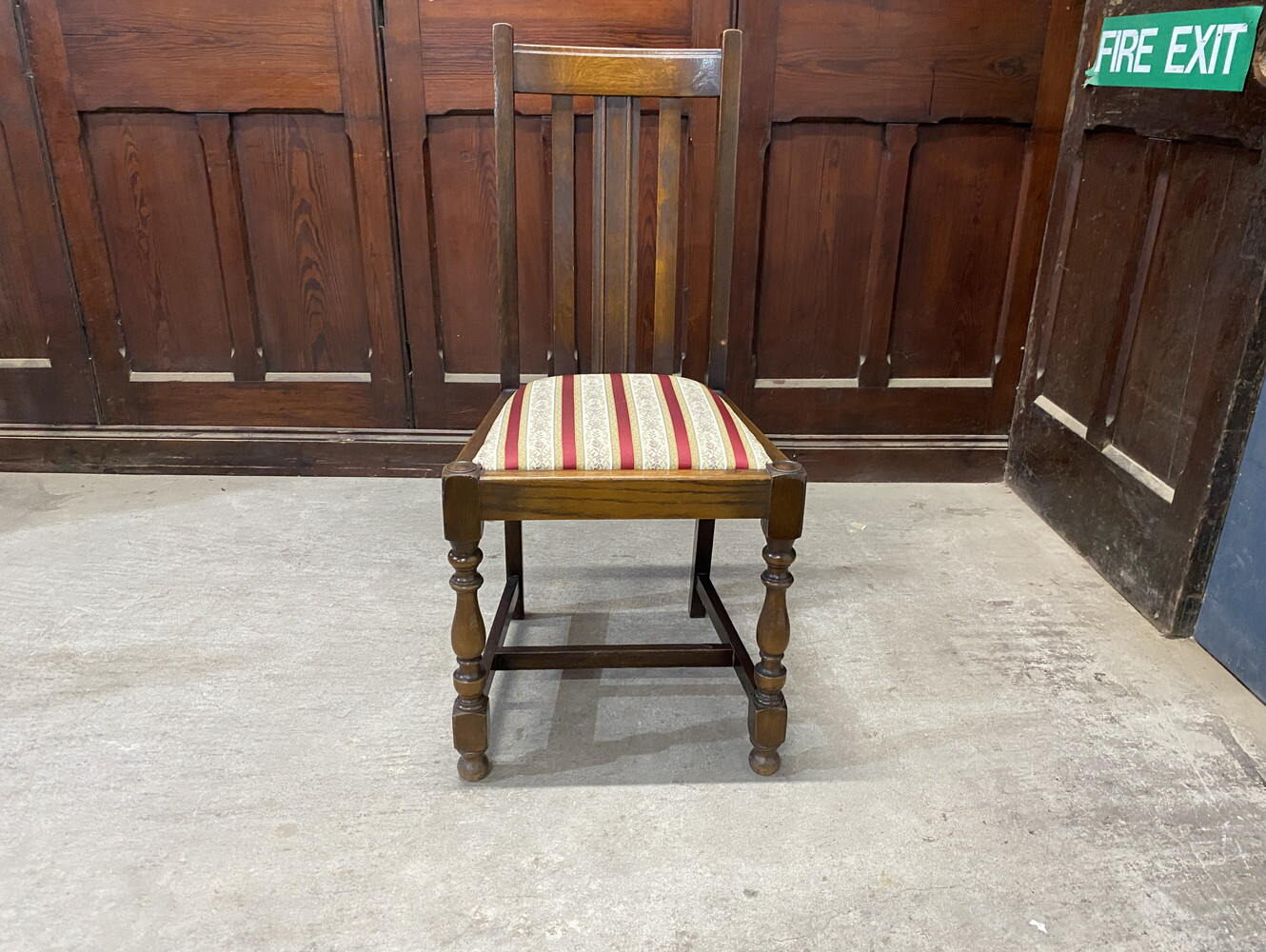 チェア4脚セット