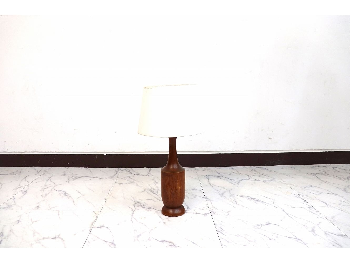 テーブルランプ