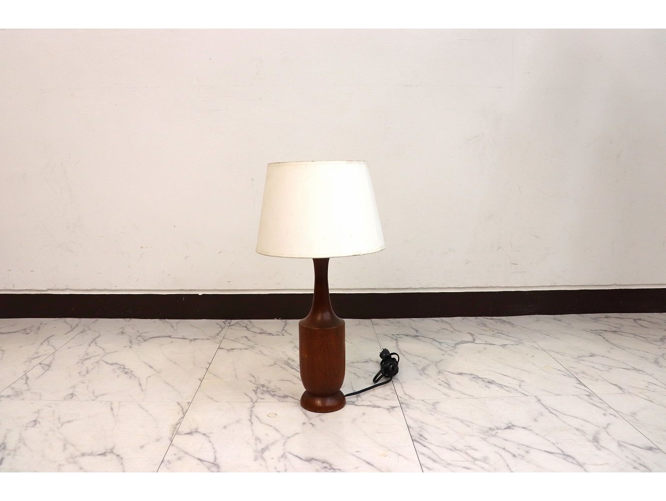 テーブルランプ