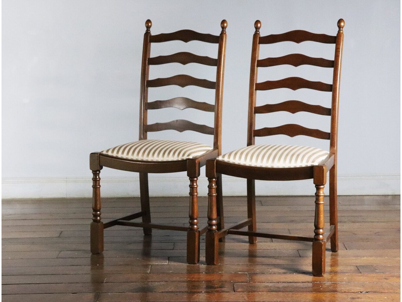 チェア2脚セット