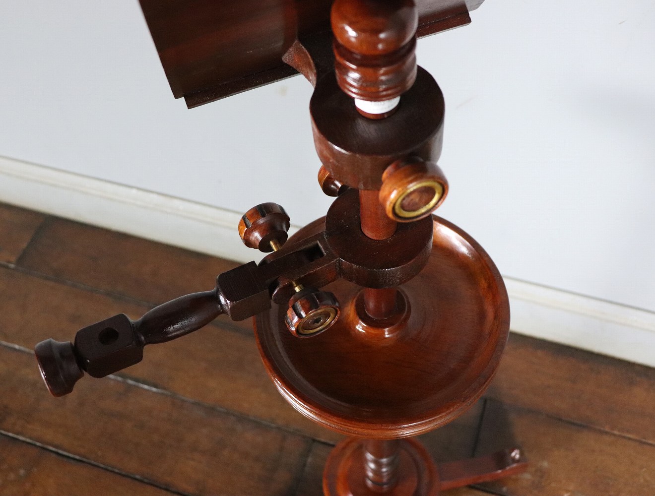 ミュージックスコアスタンド