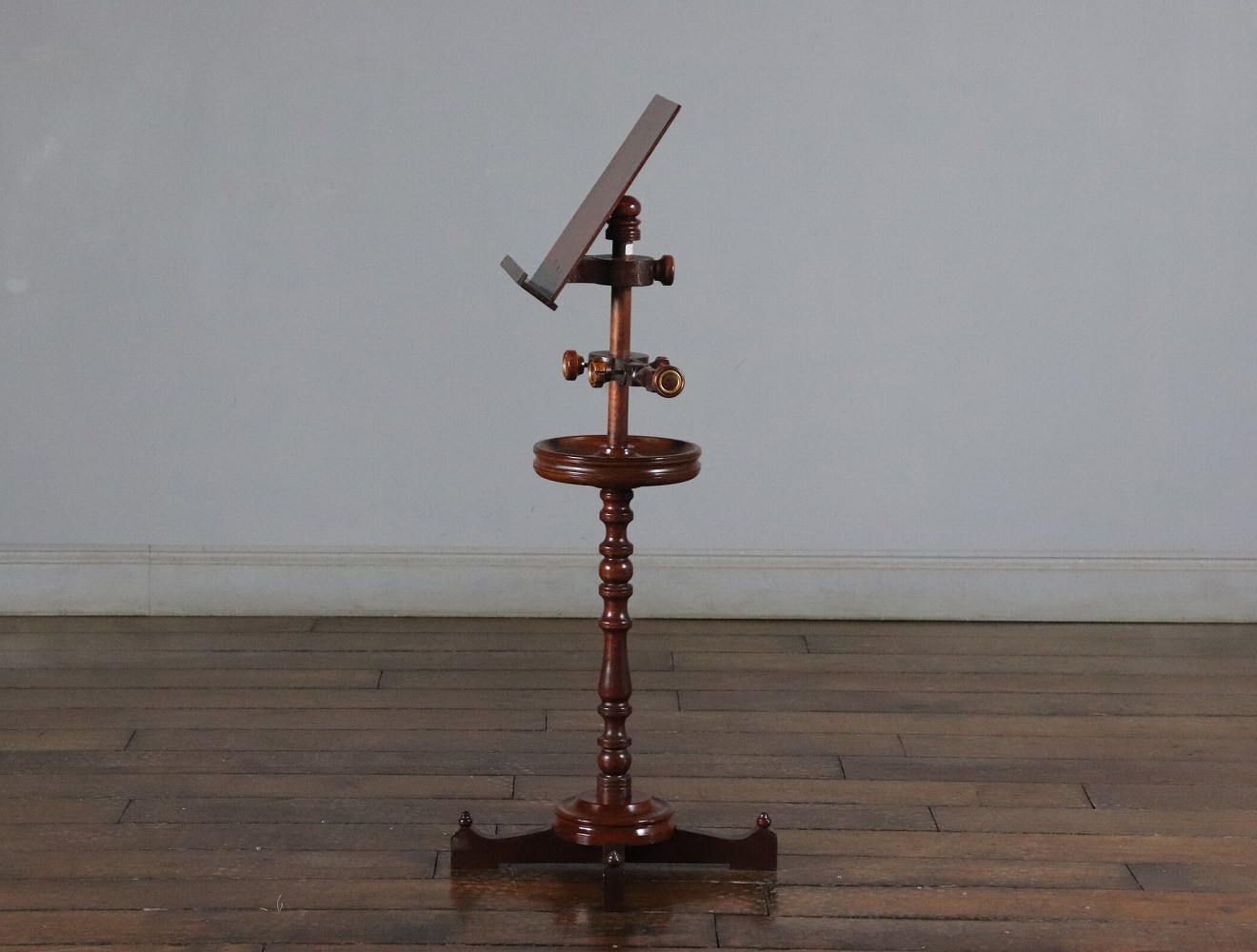 ミュージックスコアスタンド