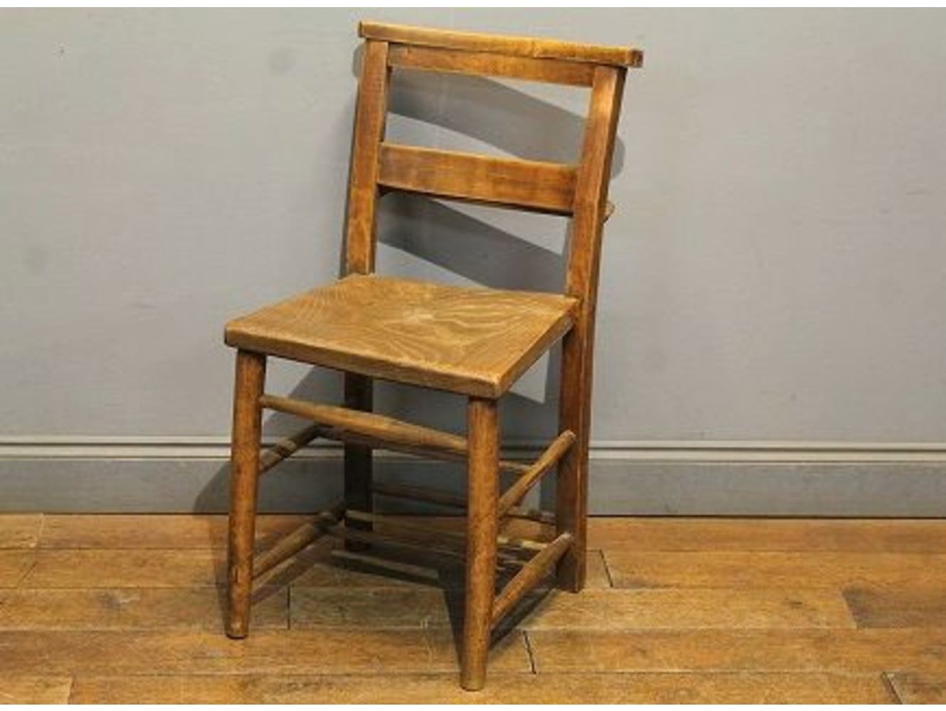 チャーチチェア