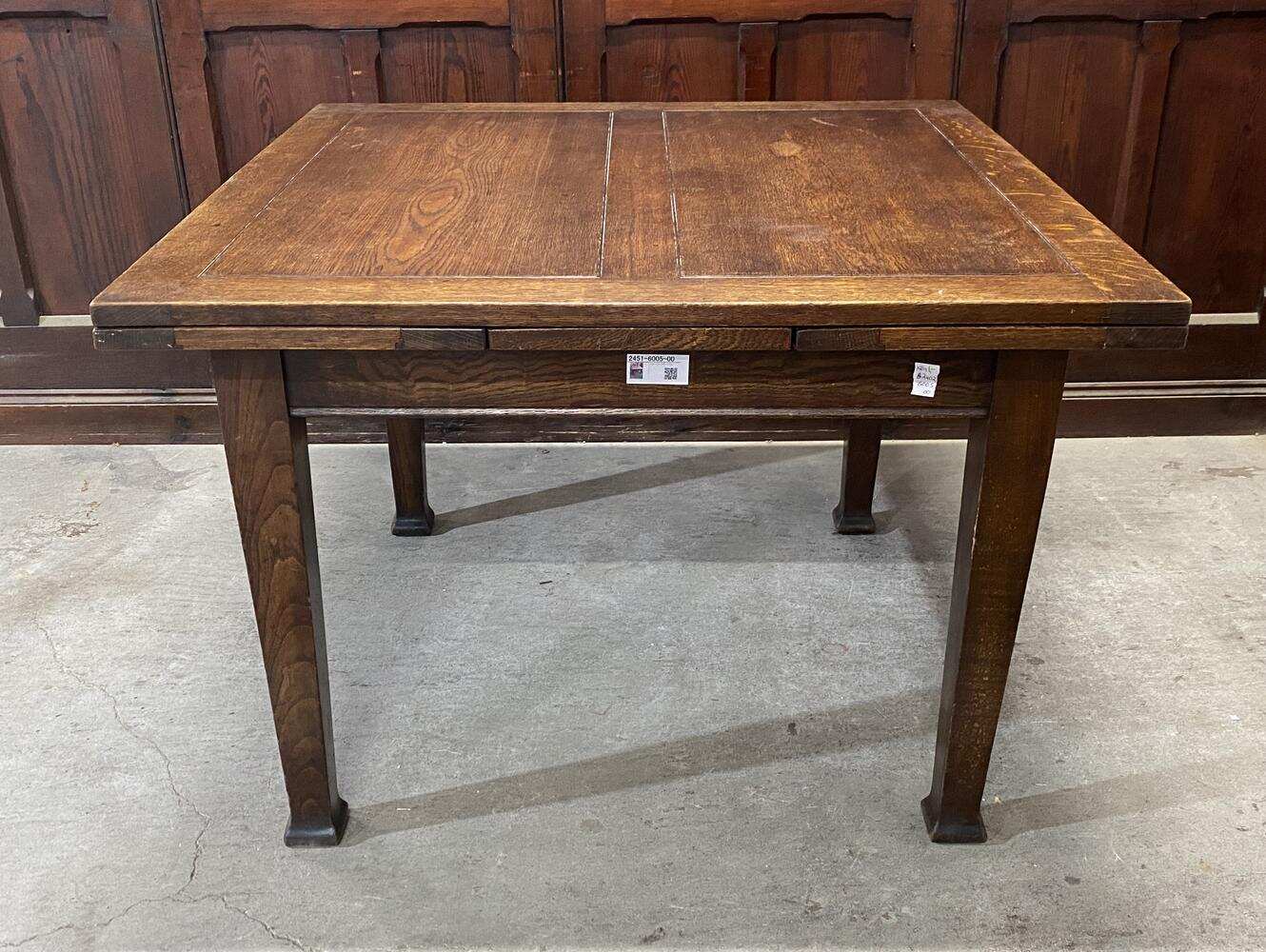 ドローリーフテーブル