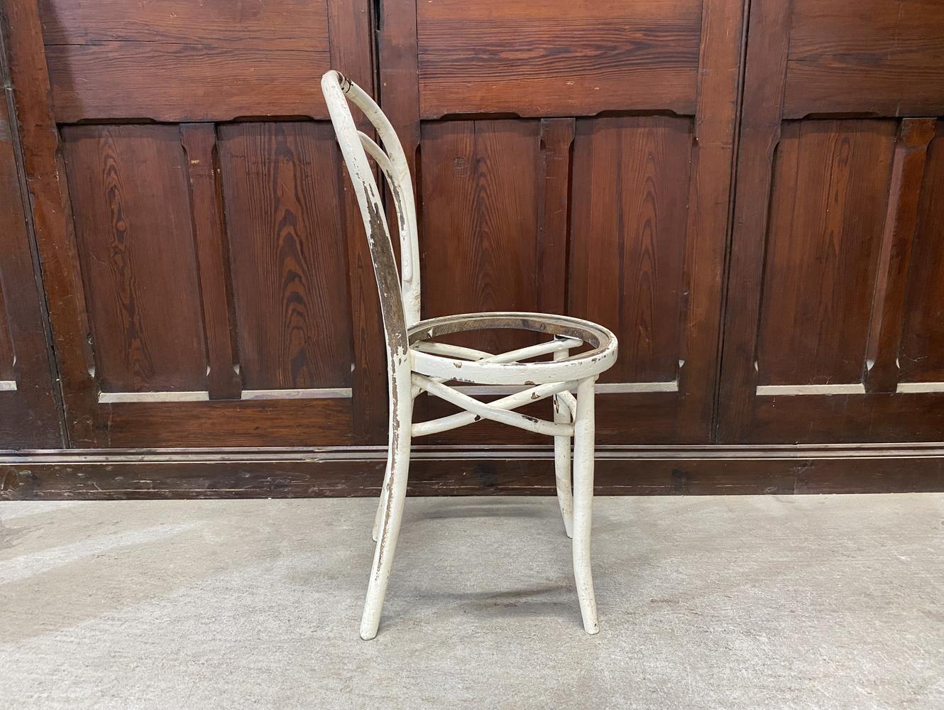 ベントウッドチェア