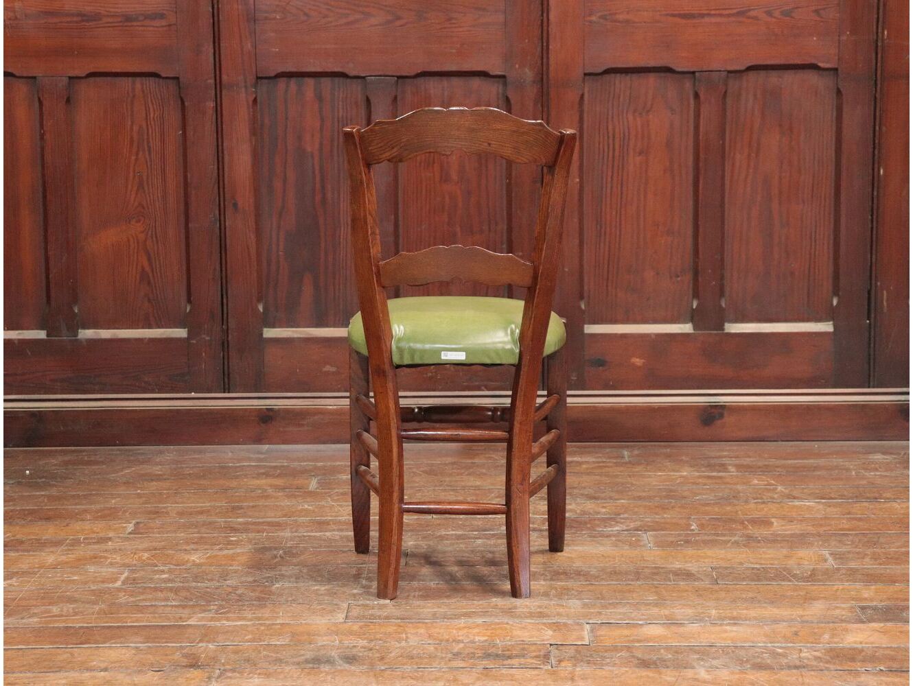 チャーチチェア