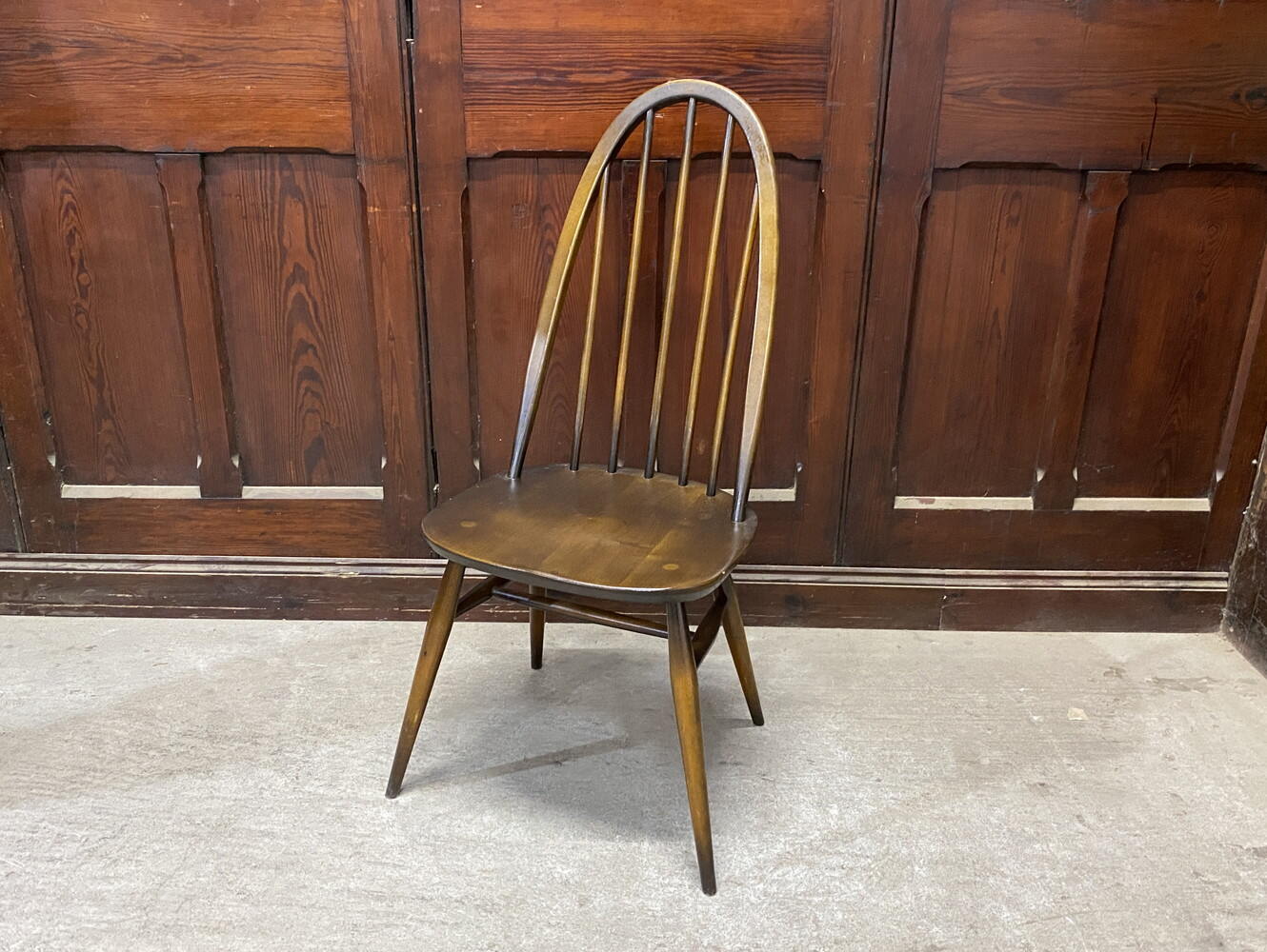 クエーカーチェア ERCOL