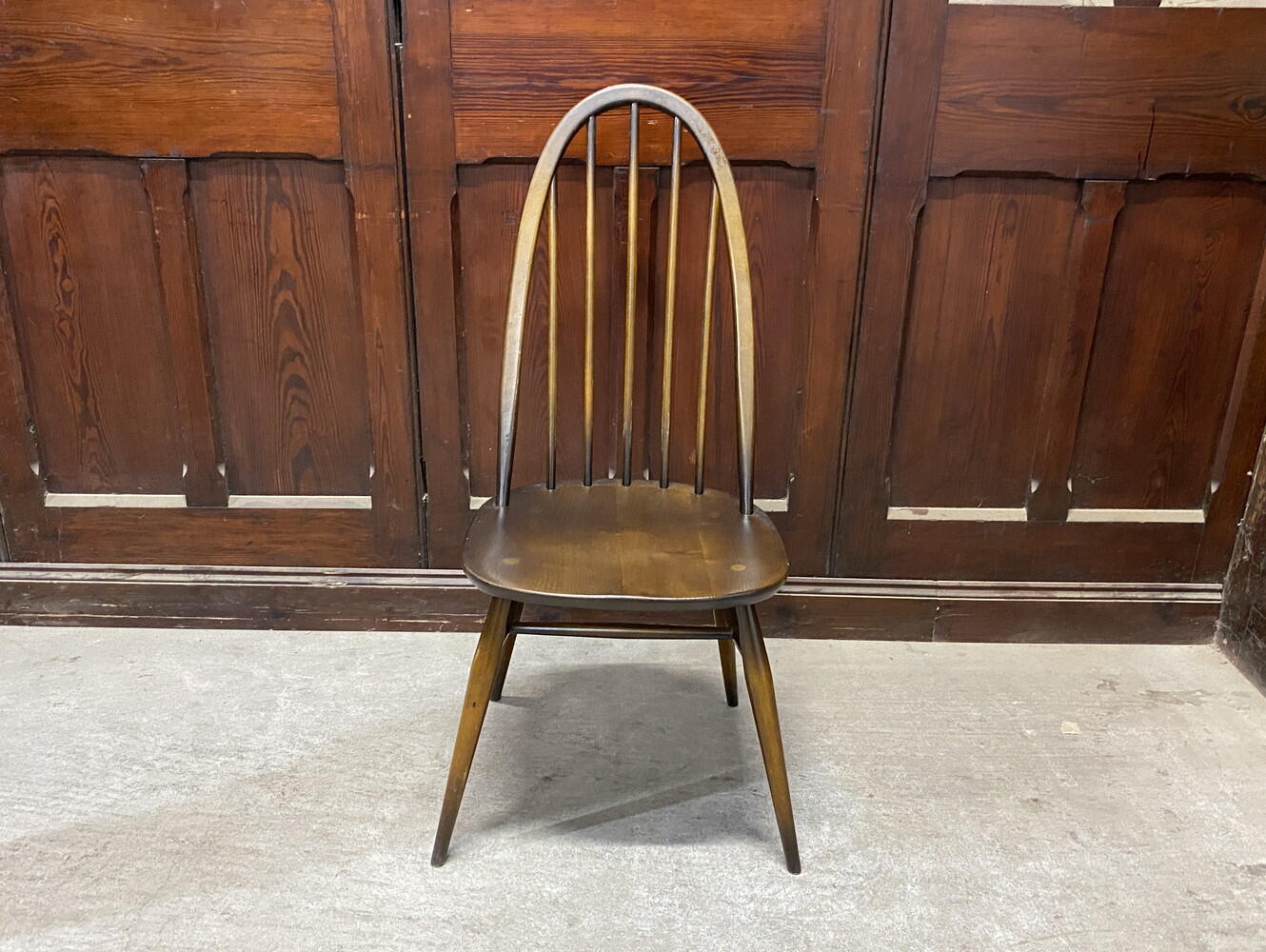 クエーカーチェア ERCOL