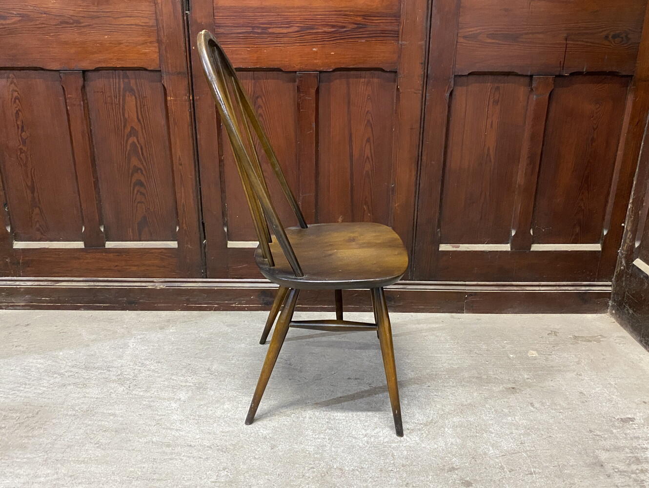 クエーカーチェア ERCOL