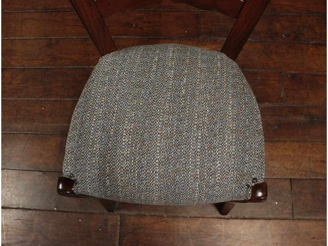 チャーチチェア