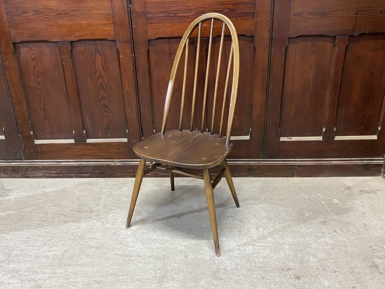 クエーカーチェア ERCOL