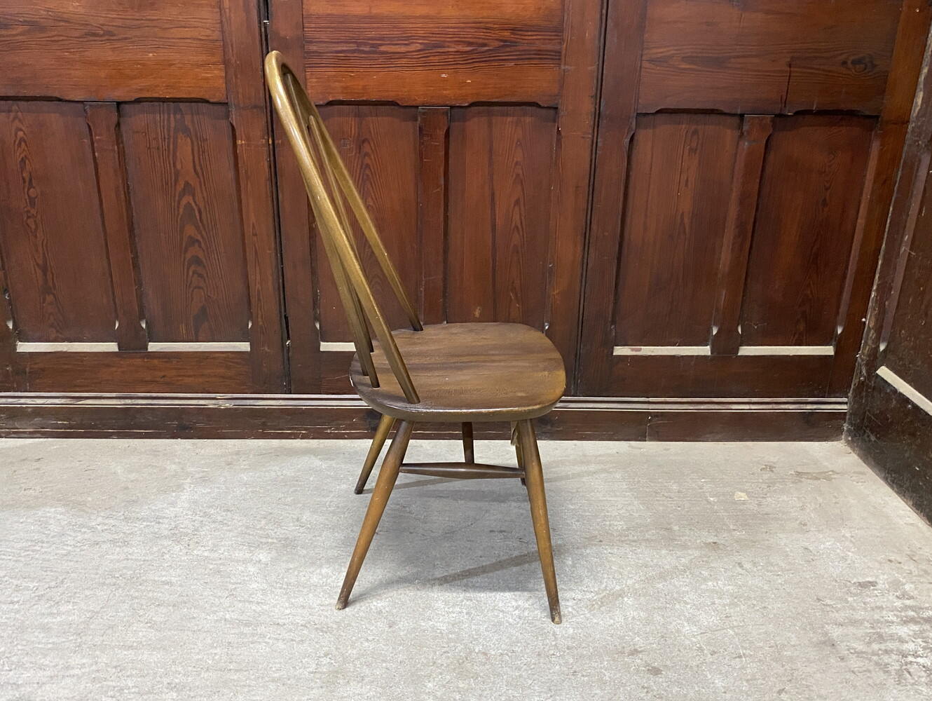 クエーカーチェア ERCOL