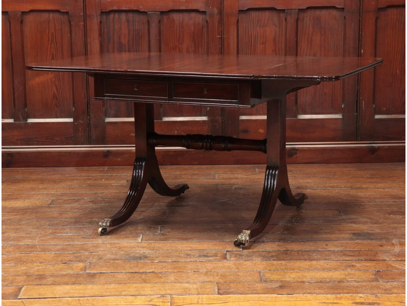 バタフライデスク