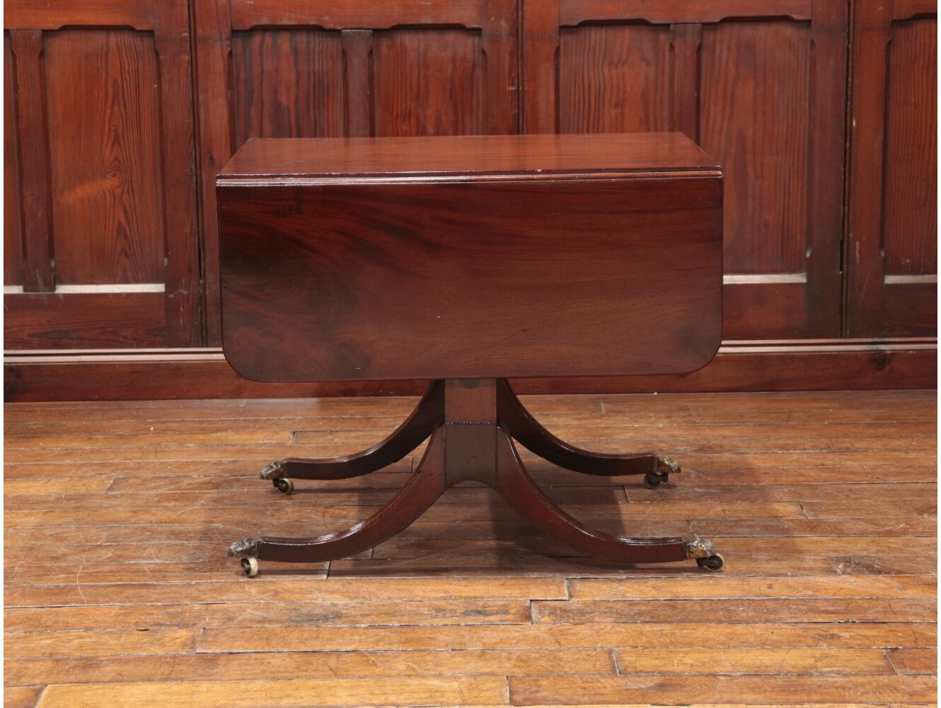 バタフライデスク