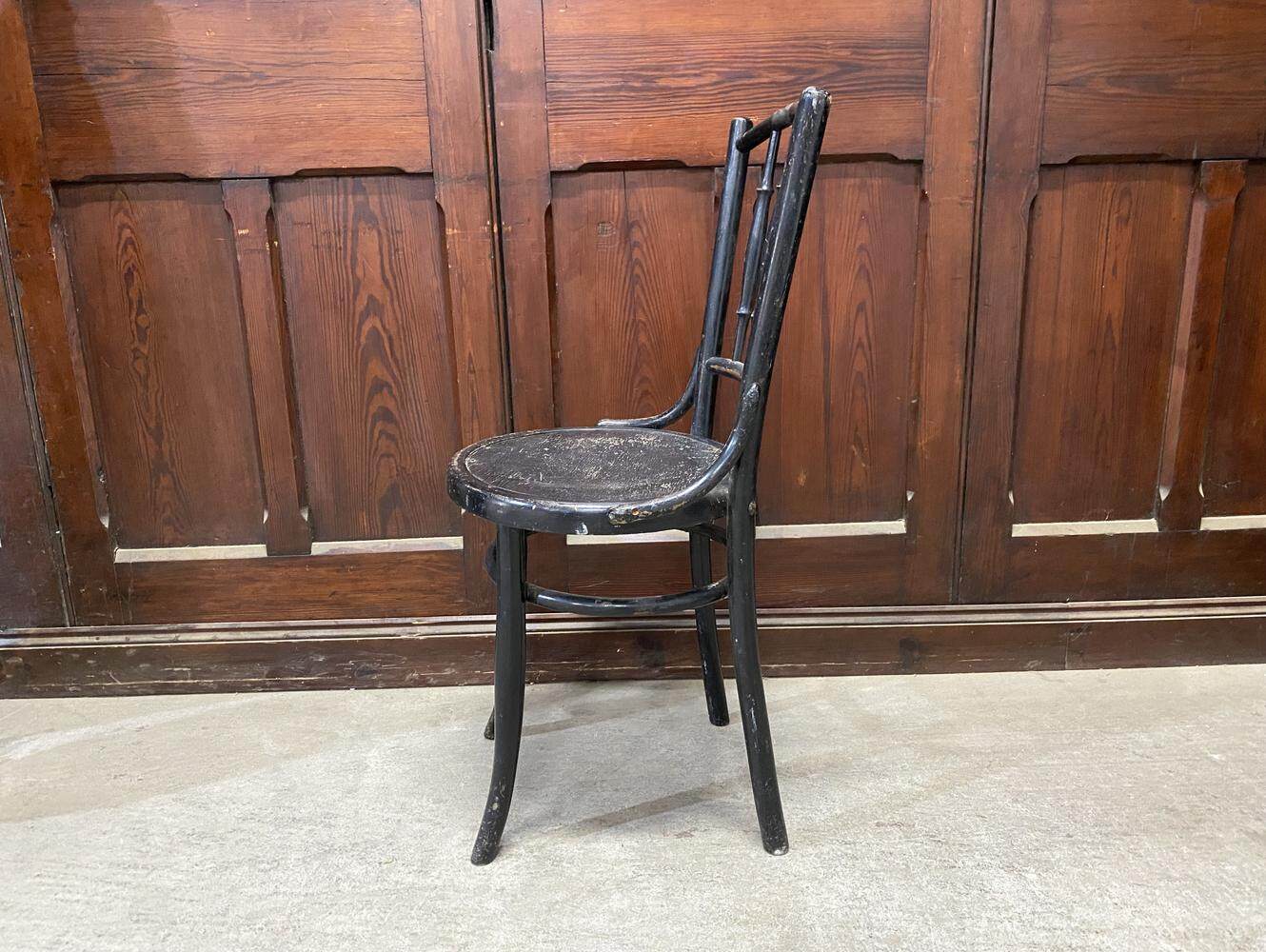 ベントウッドチェア