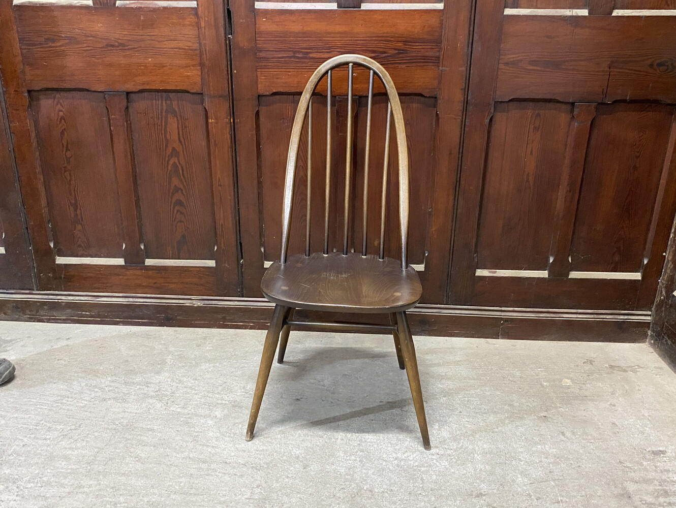 クエーカーチェア ERCOL