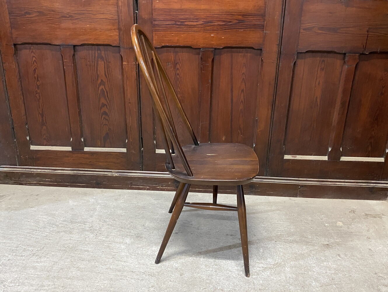 クエーカーチェア ERCOL