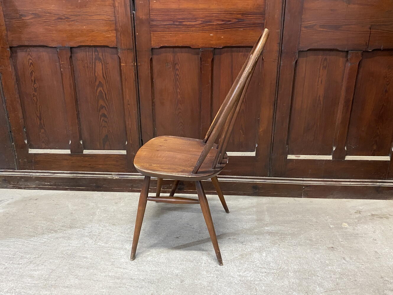 クエーカーチェア ERCOL