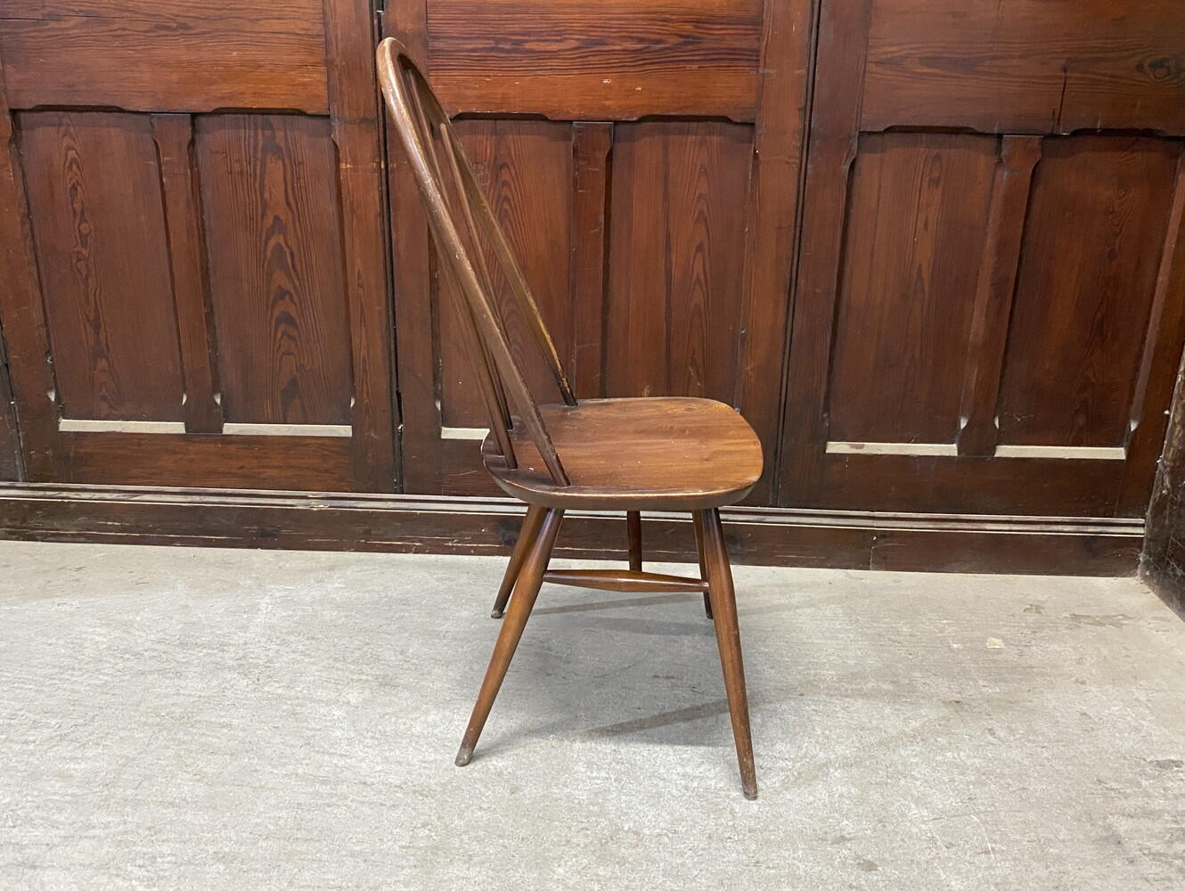 クエーカーチェア ERCOL