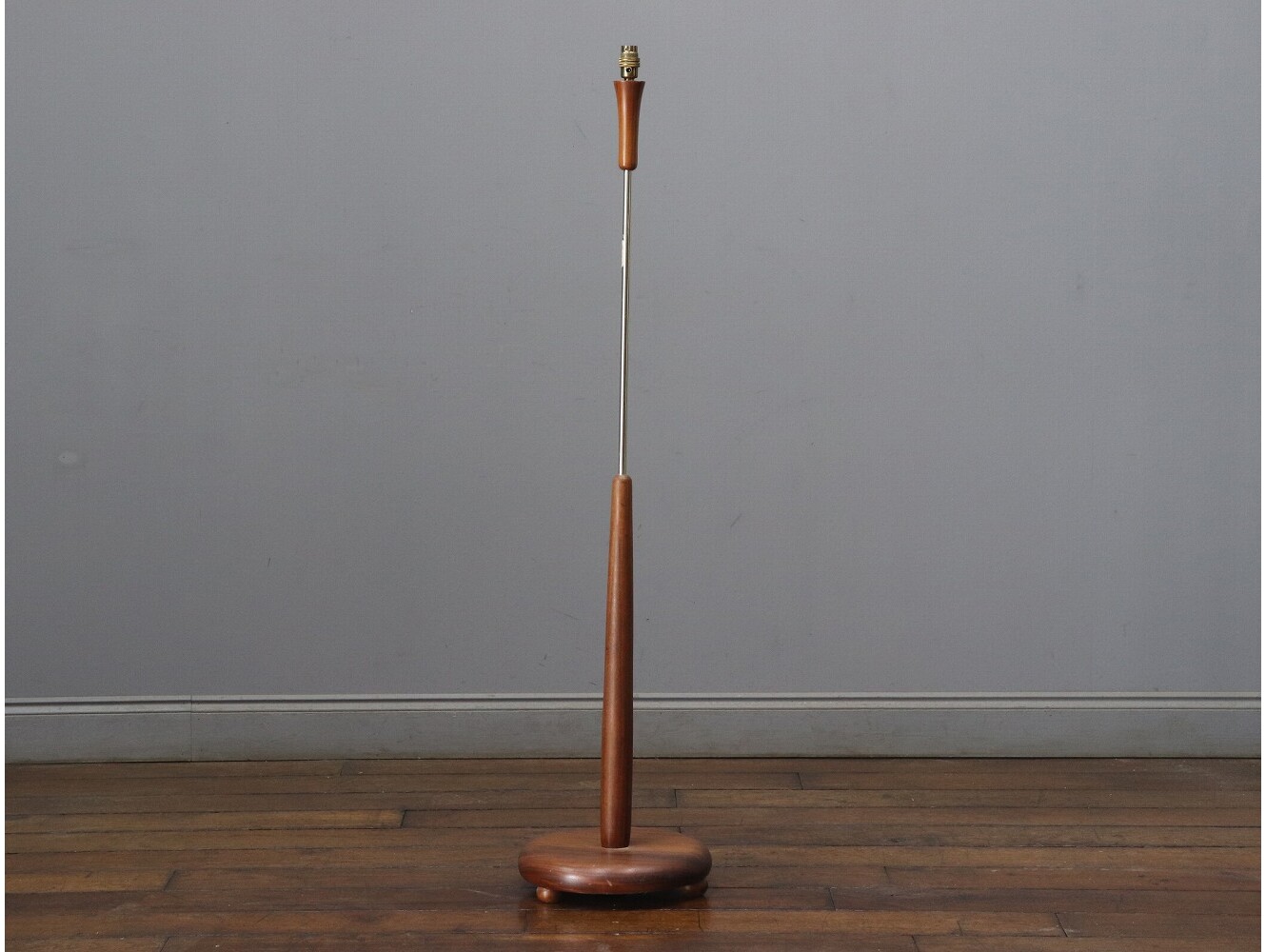 フロアスタンド