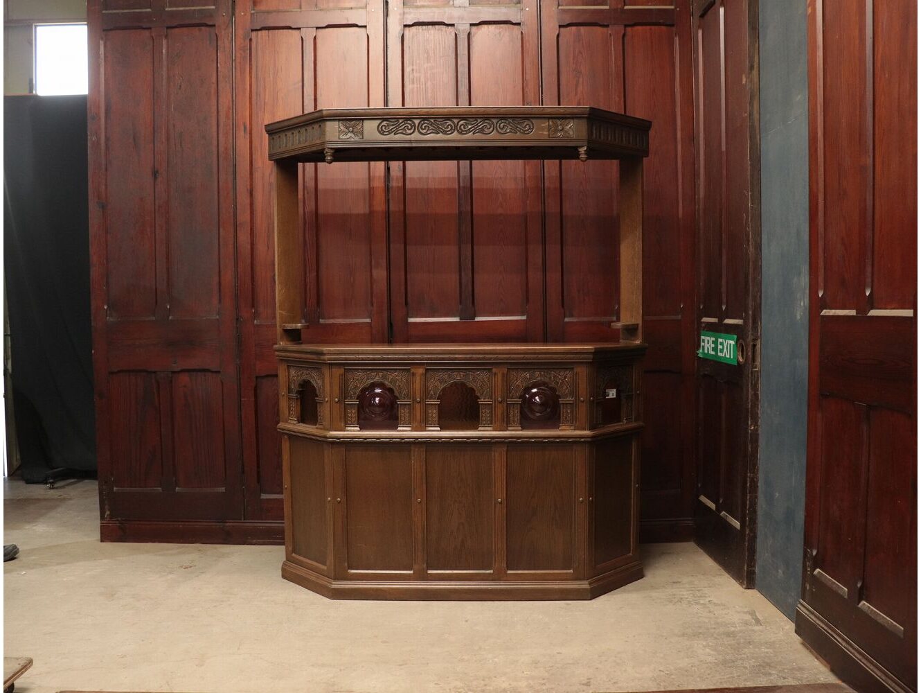 バーカウンター