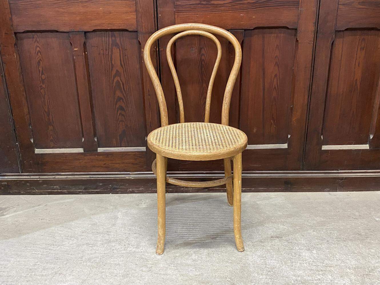 ベントウッドチェア