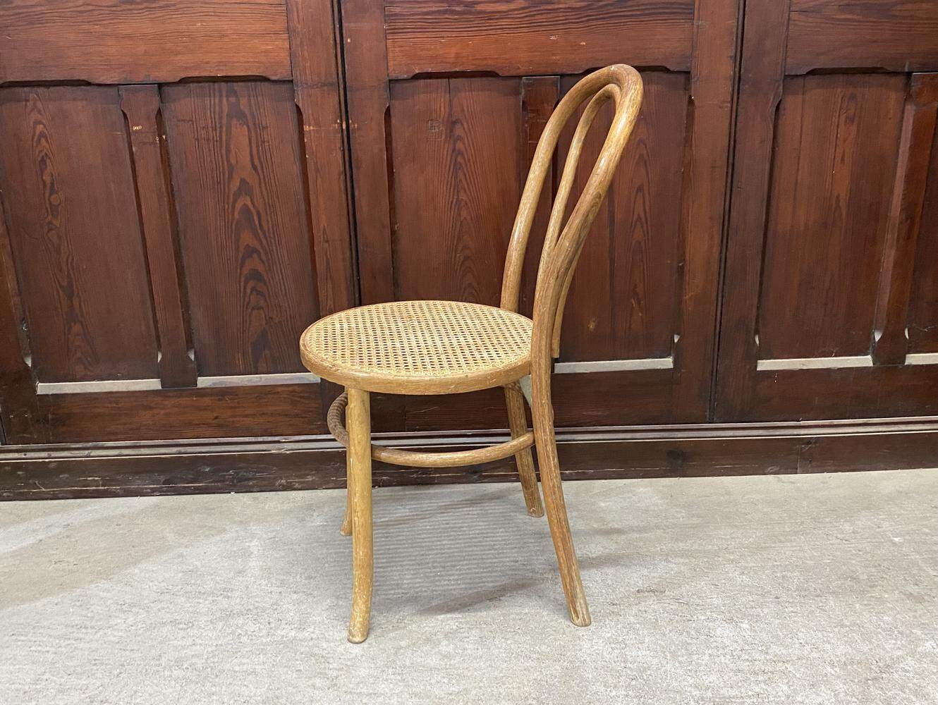 ベントウッドチェア