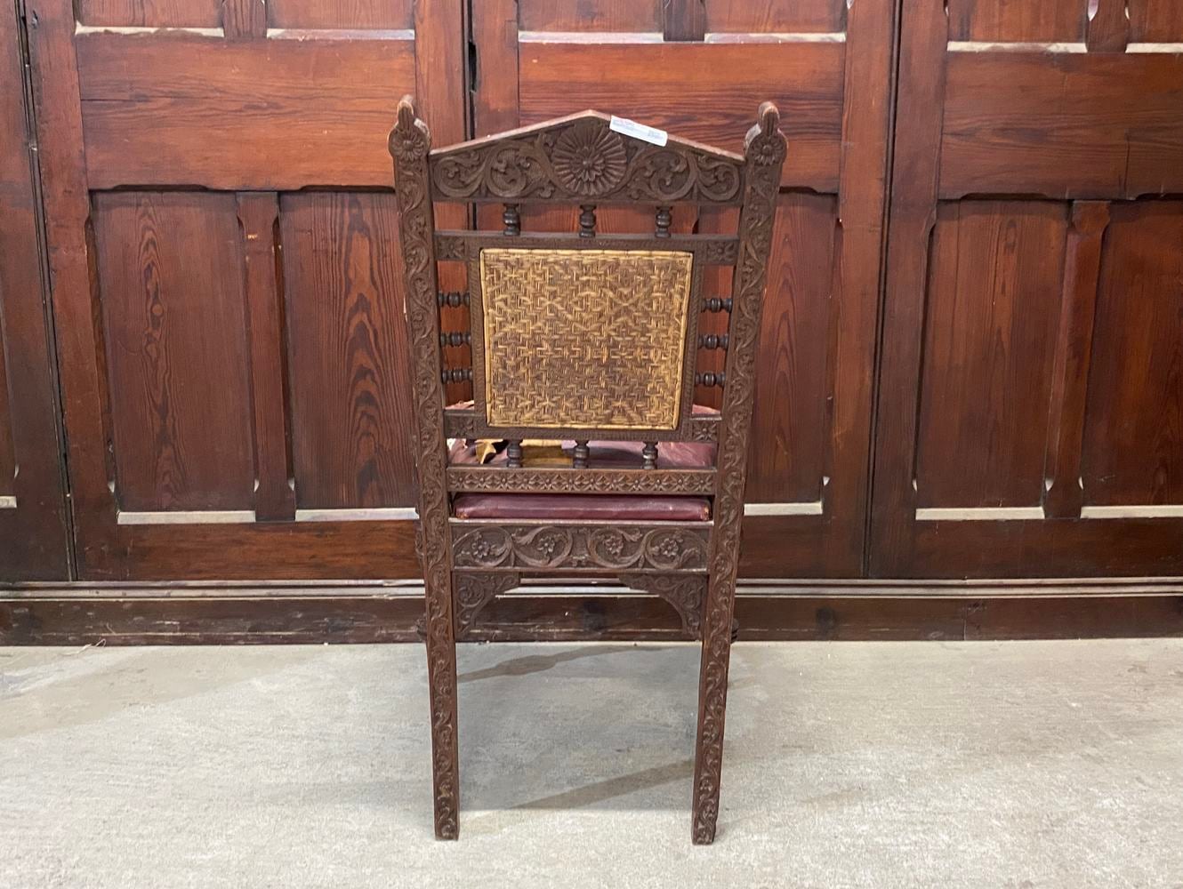 デスクアームチェア