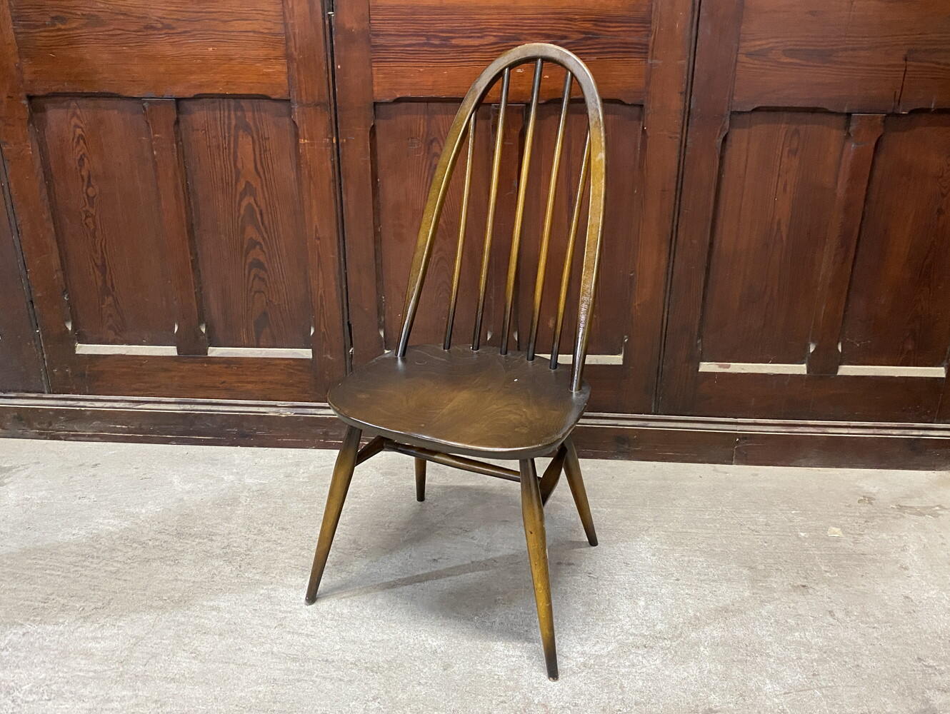 クエーカーチェア ERCOL