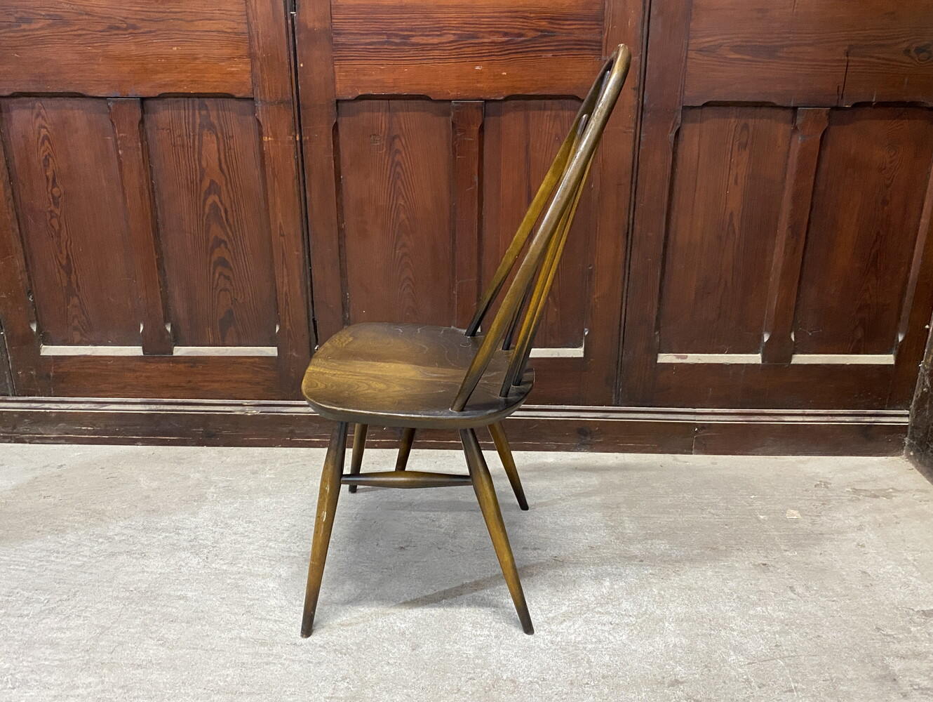 クエーカーチェア ERCOL