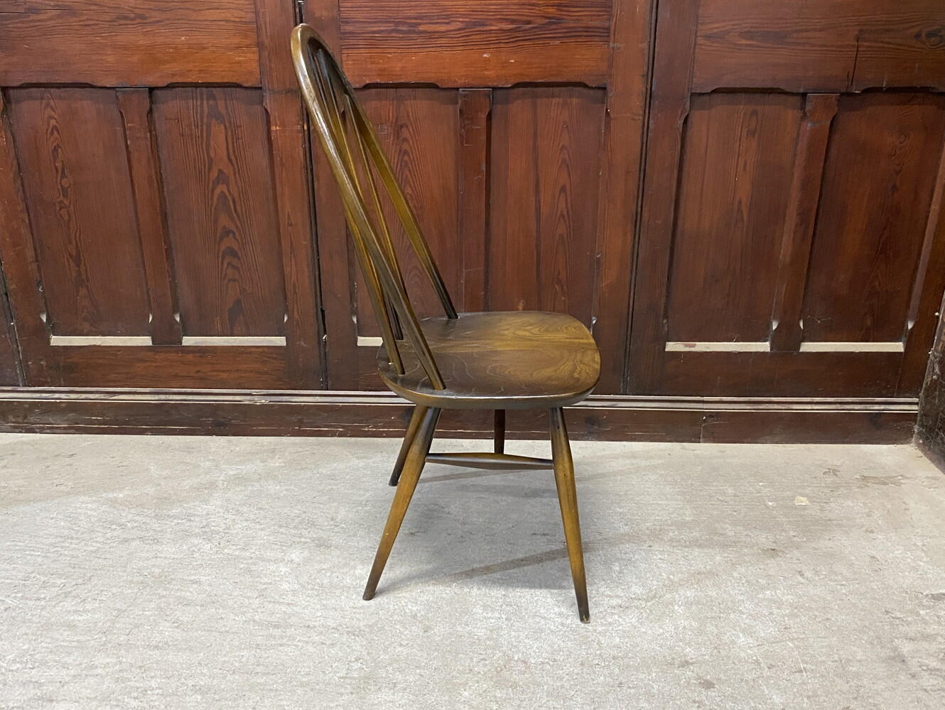 クエーカーチェア ERCOL