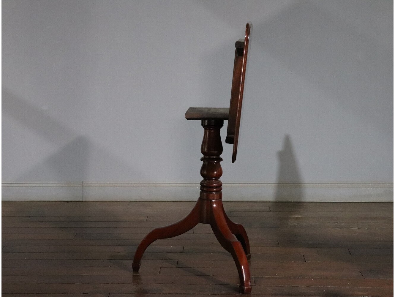 オケージョナルテーブル