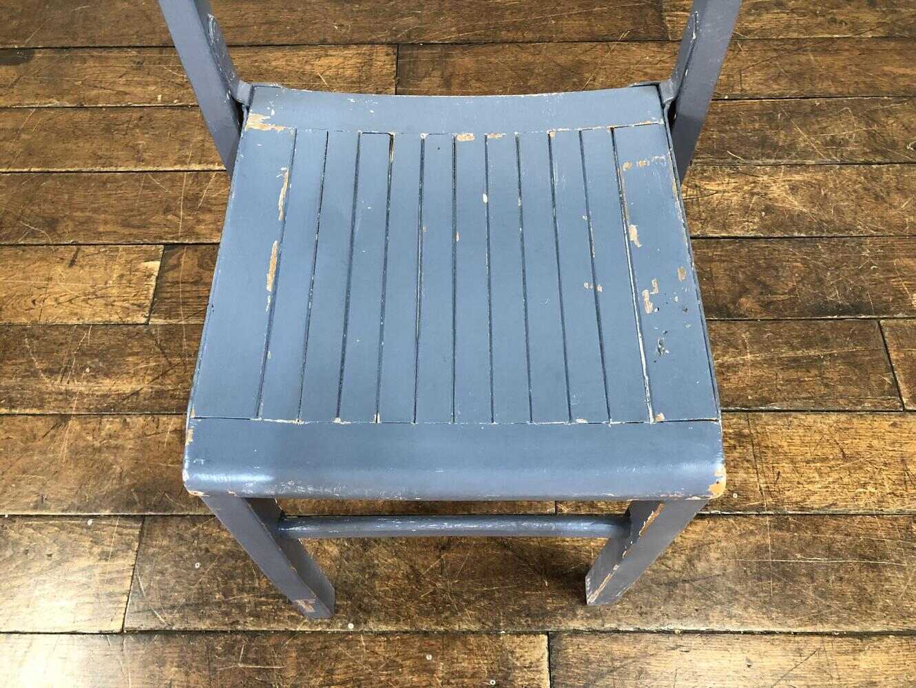 スタッキングチェア