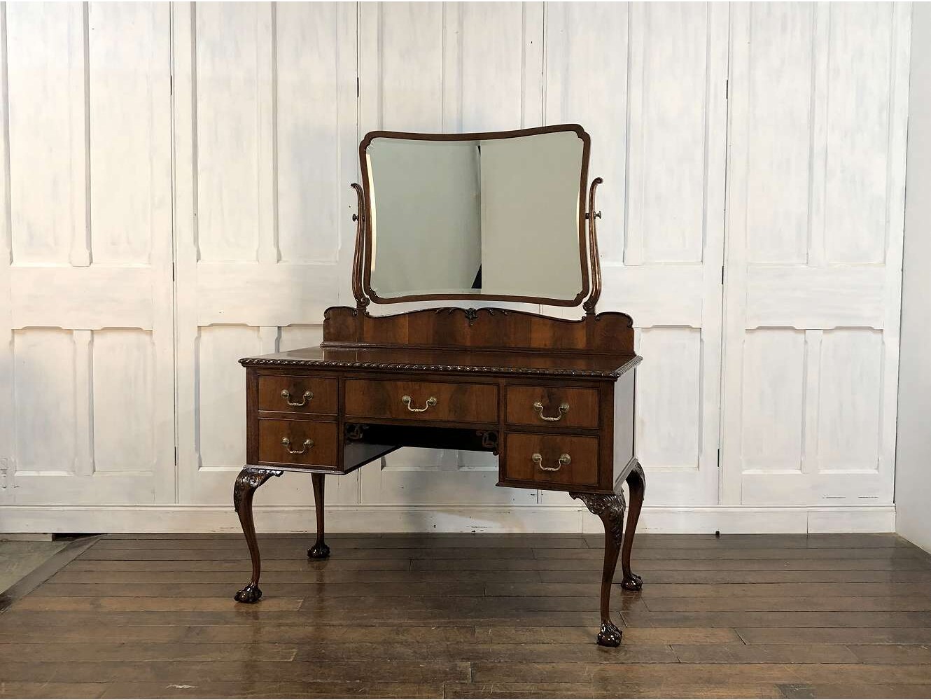 ドレッシングチェスト