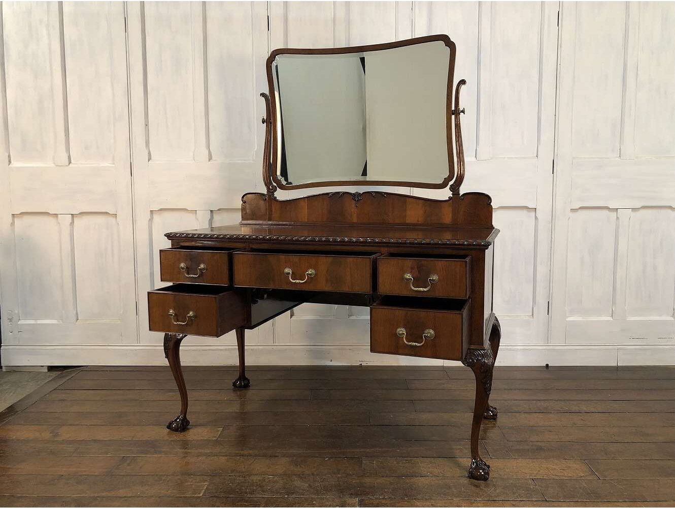 ドレッシングチェスト