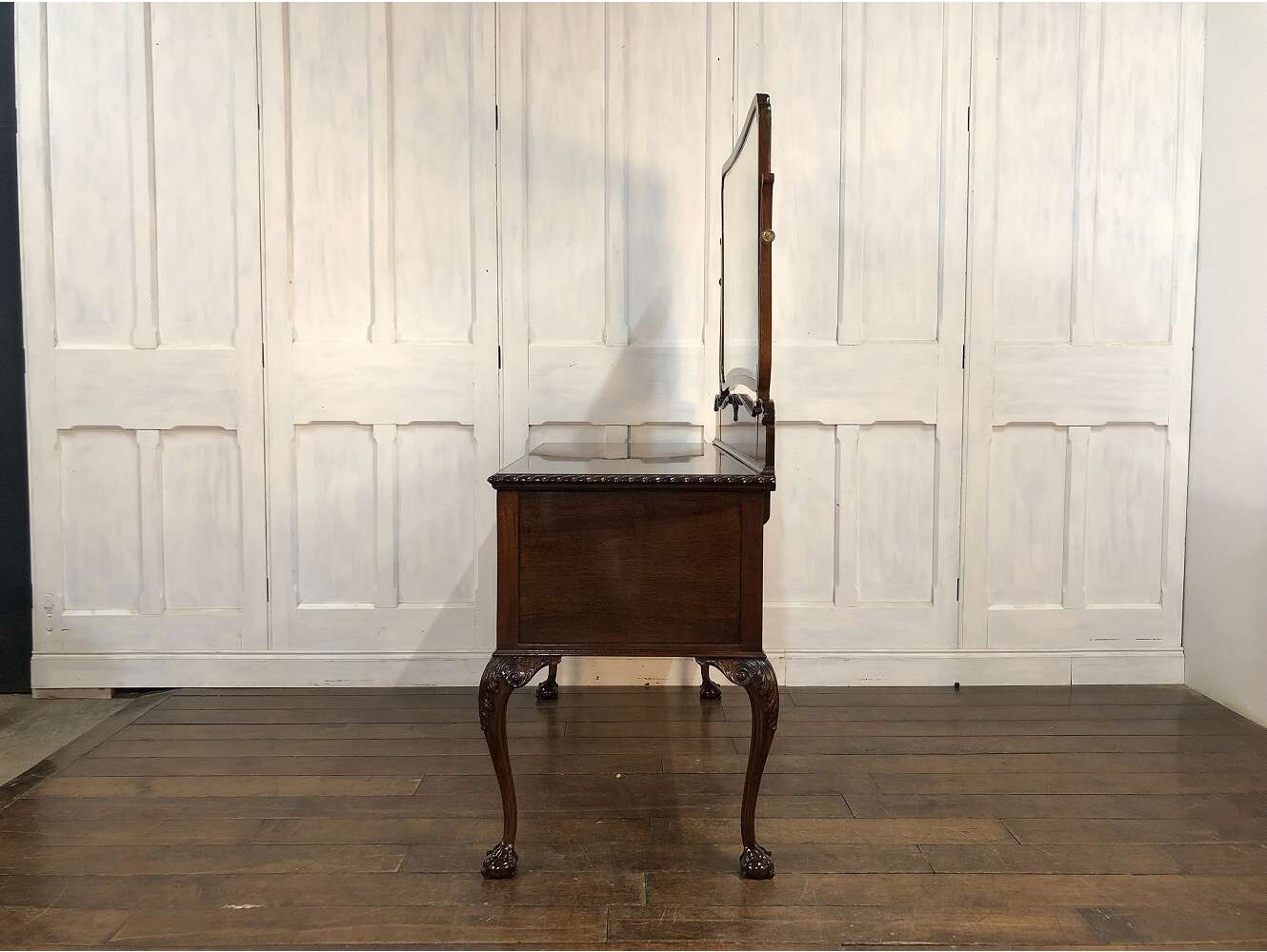 ドレッシングチェスト