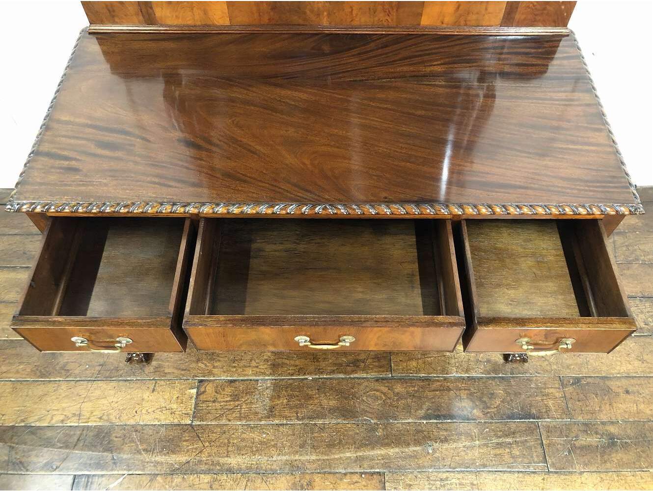 ドレッシングチェスト