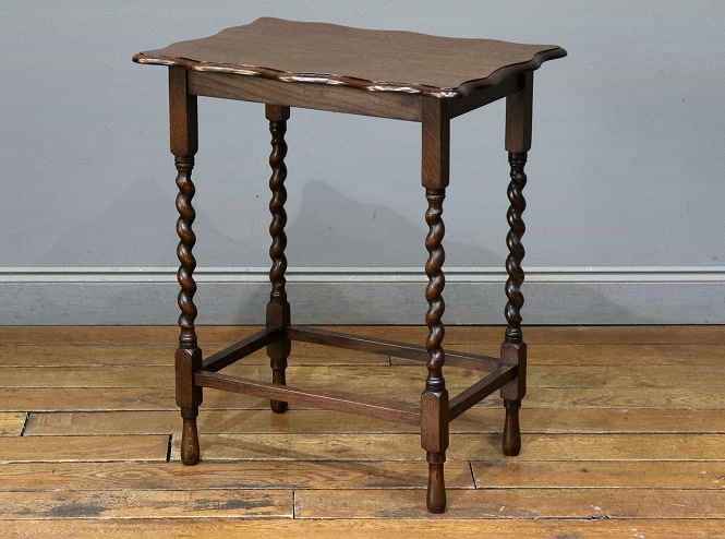 オケージョナルテーブル